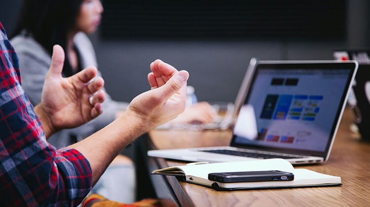 Temporibus autem quib